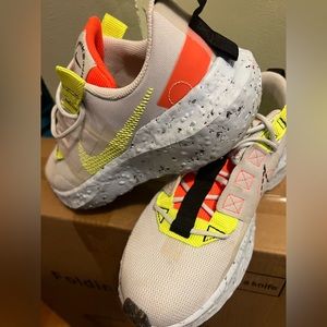 Nike fitness shoes. Women size 7.5